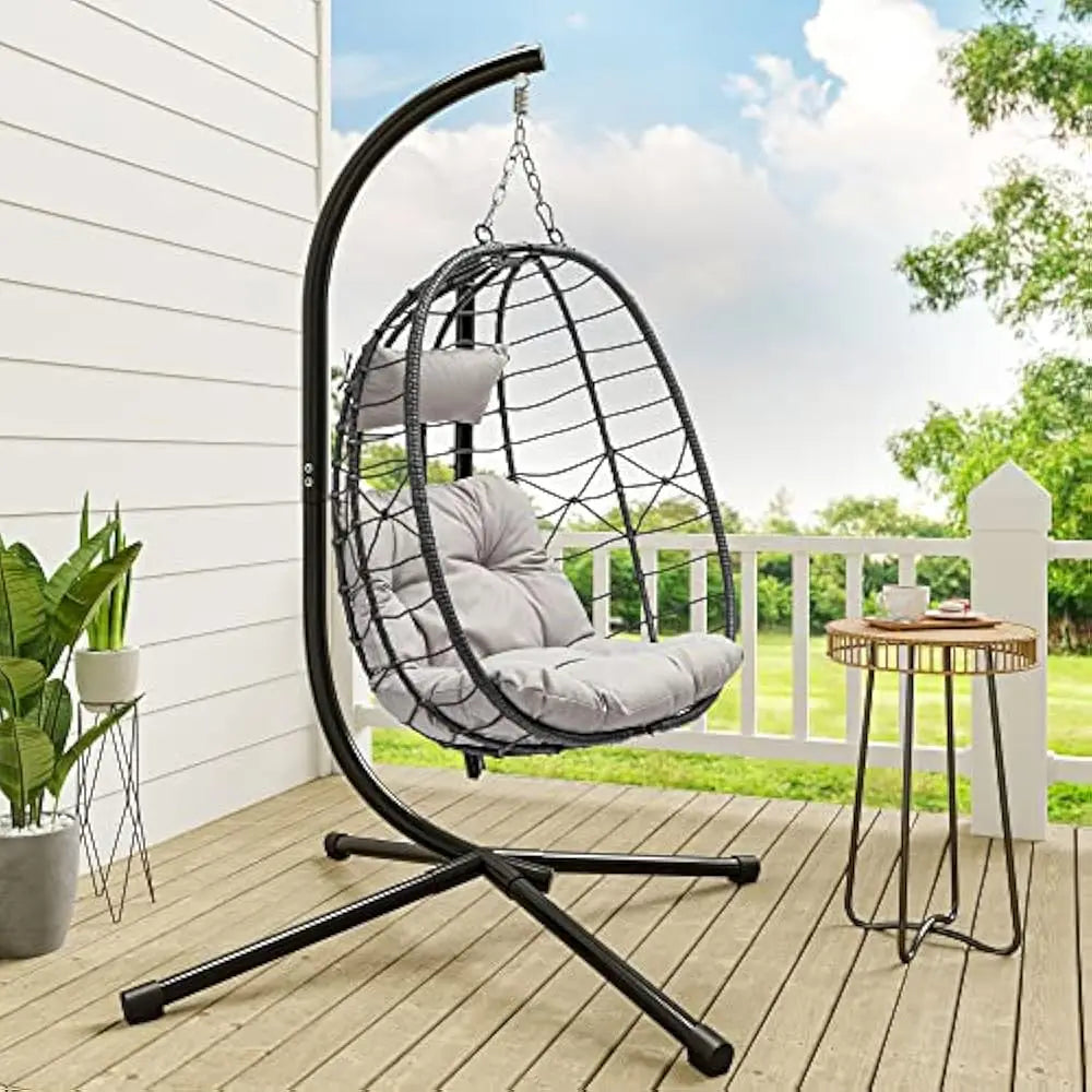 Relax in style with this cozy hanging egg chair!