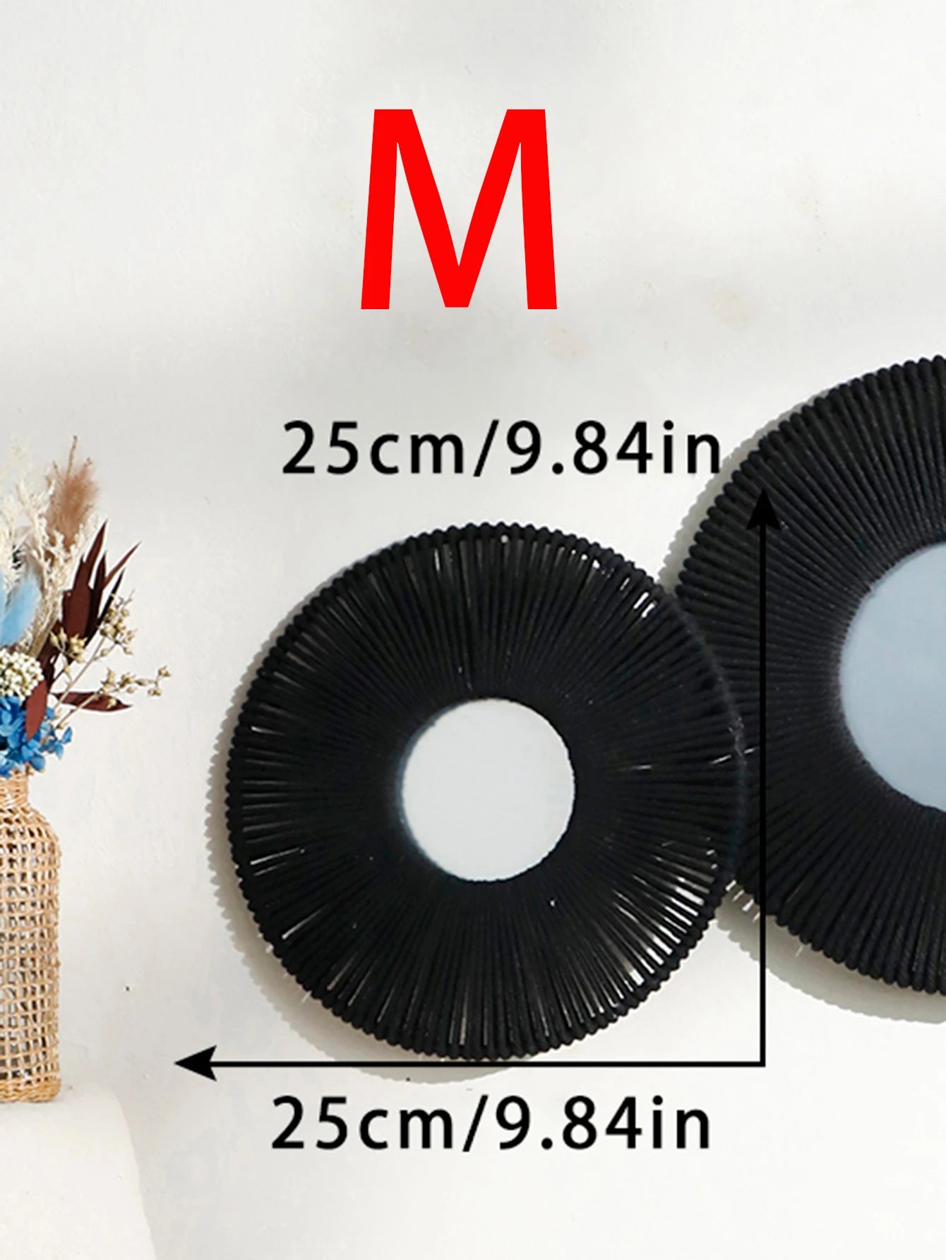 Contemporary Hanging Wall Mirror – Round Shape with Natural Rope Detail