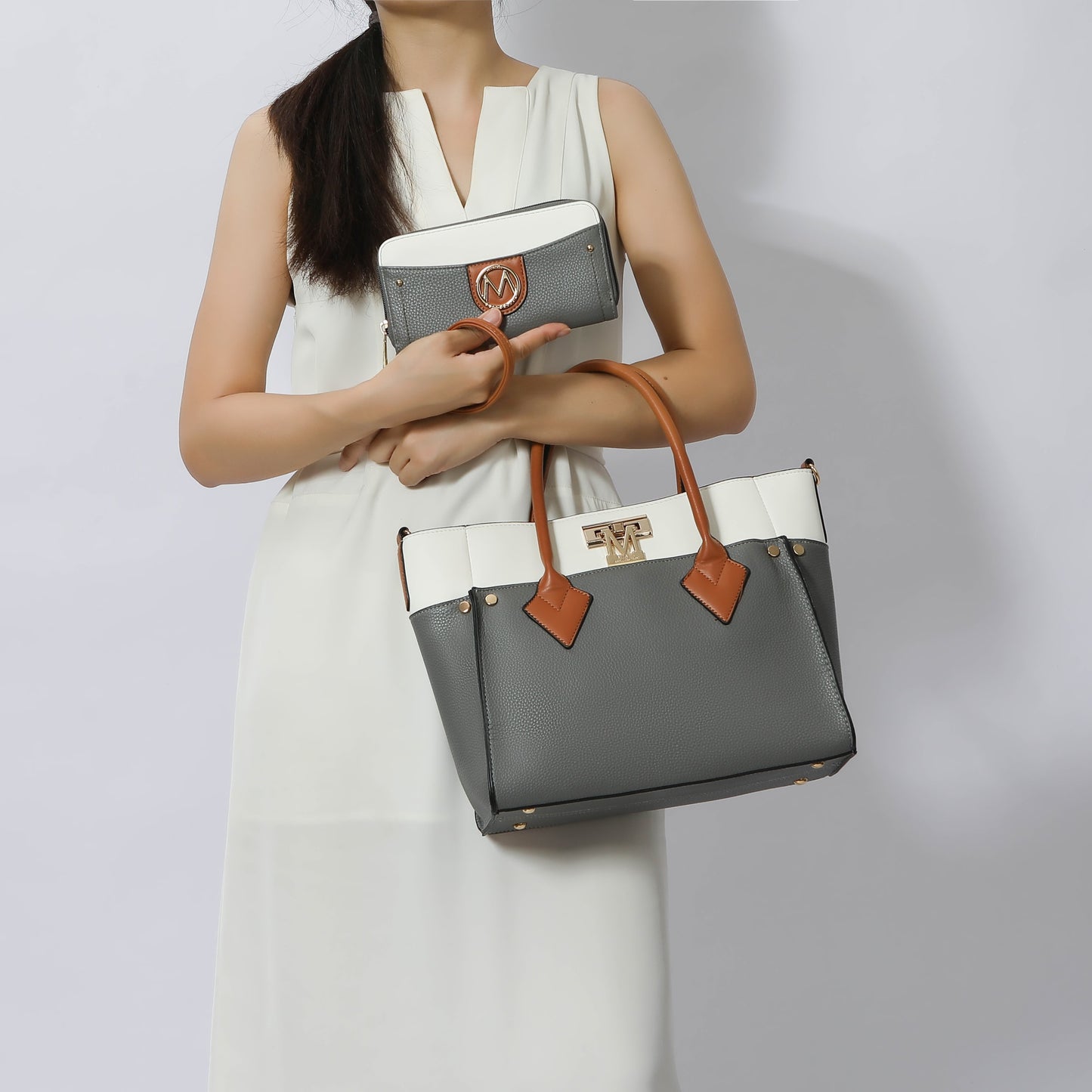 Brynlee Women’s Tote Bag & Wristlet Set by Mia K – Navy