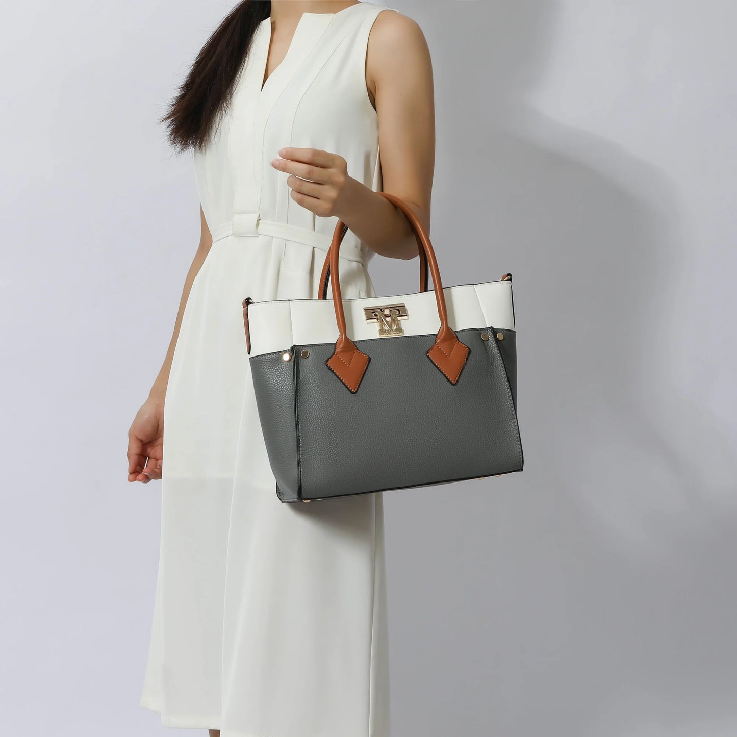 Brynlee Women’s Tote Bag & Wristlet Set by Mia K – Navy