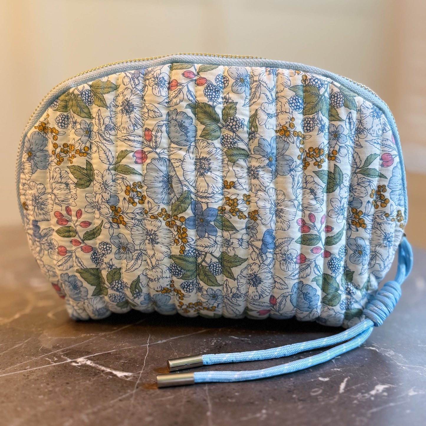  Vintage Floral Quilted Makeup Bag
