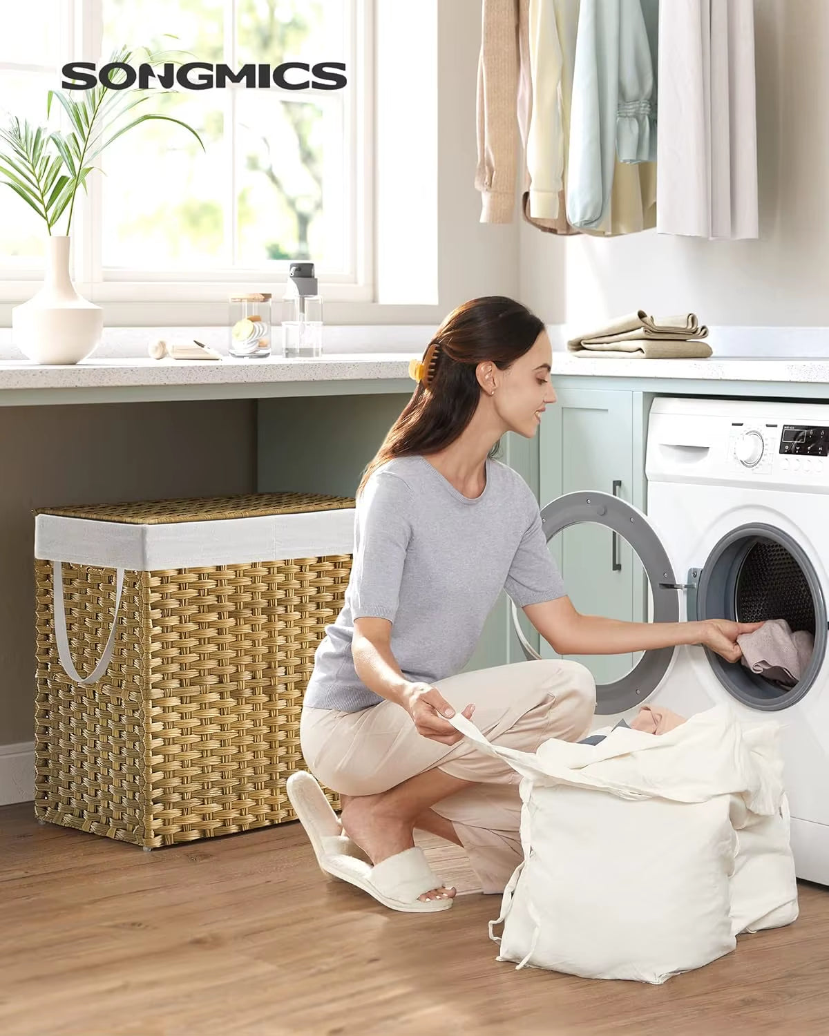  Large Laundry Hamper with Lid – 130L (34.3 Gallons) Wicker Basket with Removable Liners & Mesh Bags