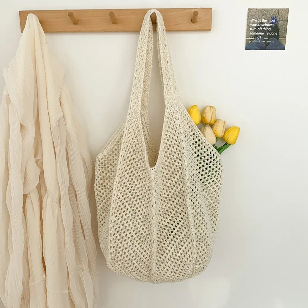  Boho-Chic Woven Straw Bag – Lightweight & Handmade, Perfect for Beach Days, Farmers Markets, or Everyday Use