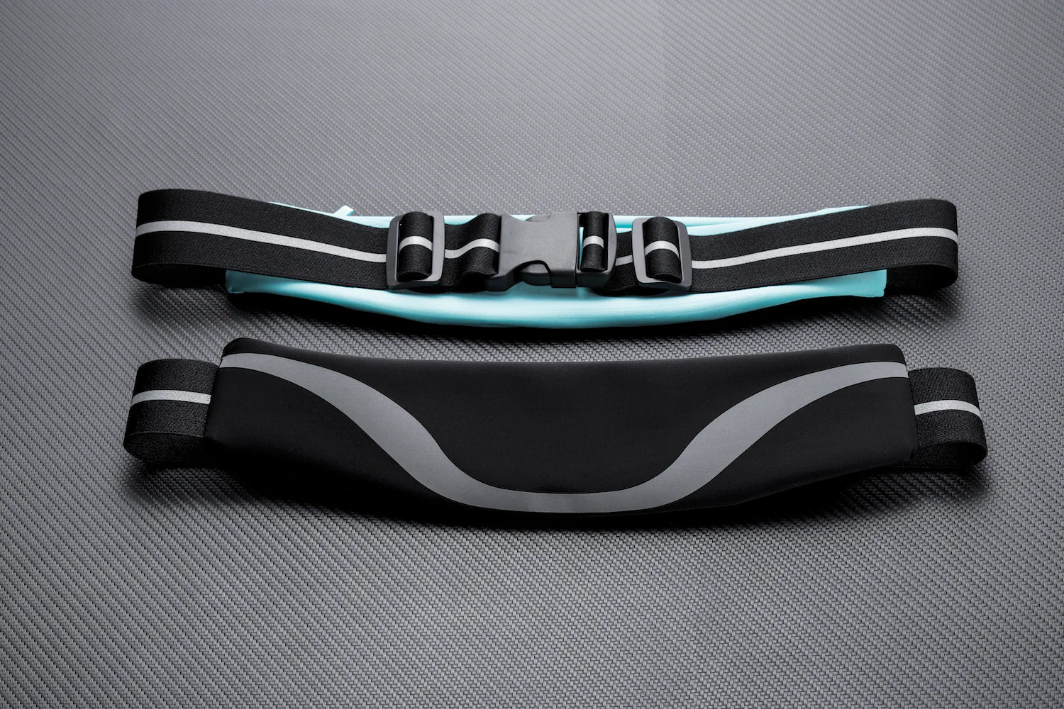 Water‑Resistant Running Belt with Reflective Strip