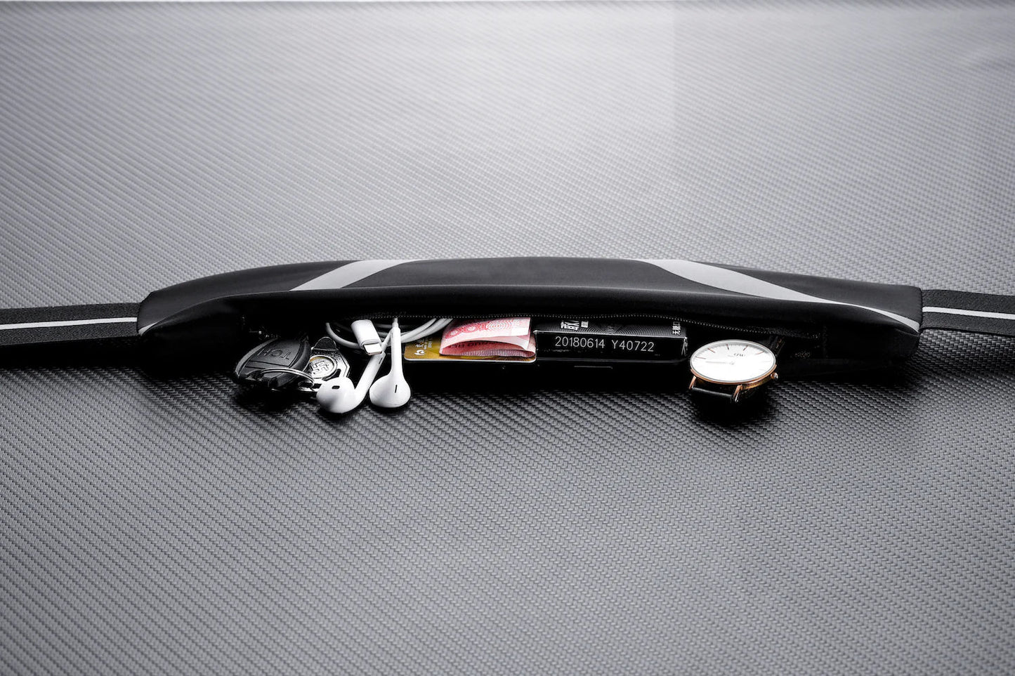 Water‑Resistant Running Belt with Reflective Strip - | KSLotuslux